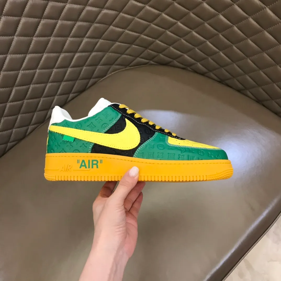 Men's shoes 💰p440 "*OUIS *UITTO*" x OFF-WHITE x Nike tripartite collaboration! Trendy and cool men's casual sports shoes with unrivaled color matching. The design idea basically continues the style of THE TEN. The Swoosh line and tongue label have a very familiar visual effect and are both fashionable and trendy! A must-have for fashionistas! The effect on your feet is absolutely stunning! Size: 38-45